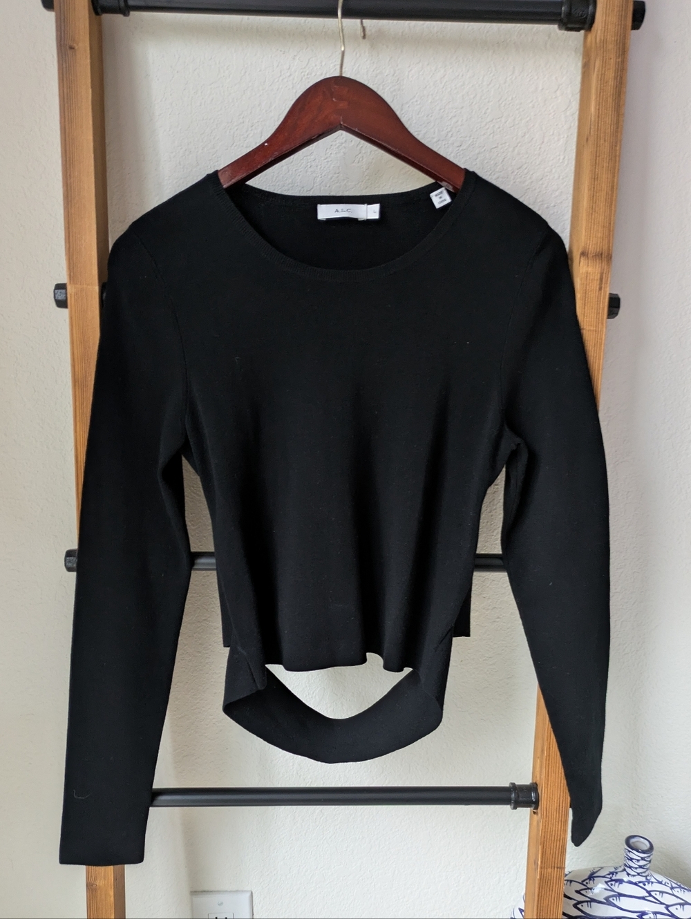 A.L.C. Women's Black Long-Sleeve Cropped Top With A Back Cutout - Size L